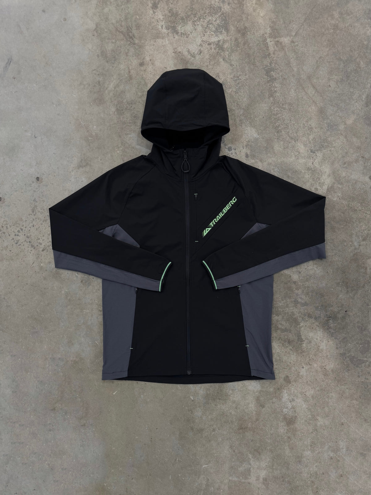 Trailberg Pulsewave Jacket - Black / Inkwell Shadow from DripModa