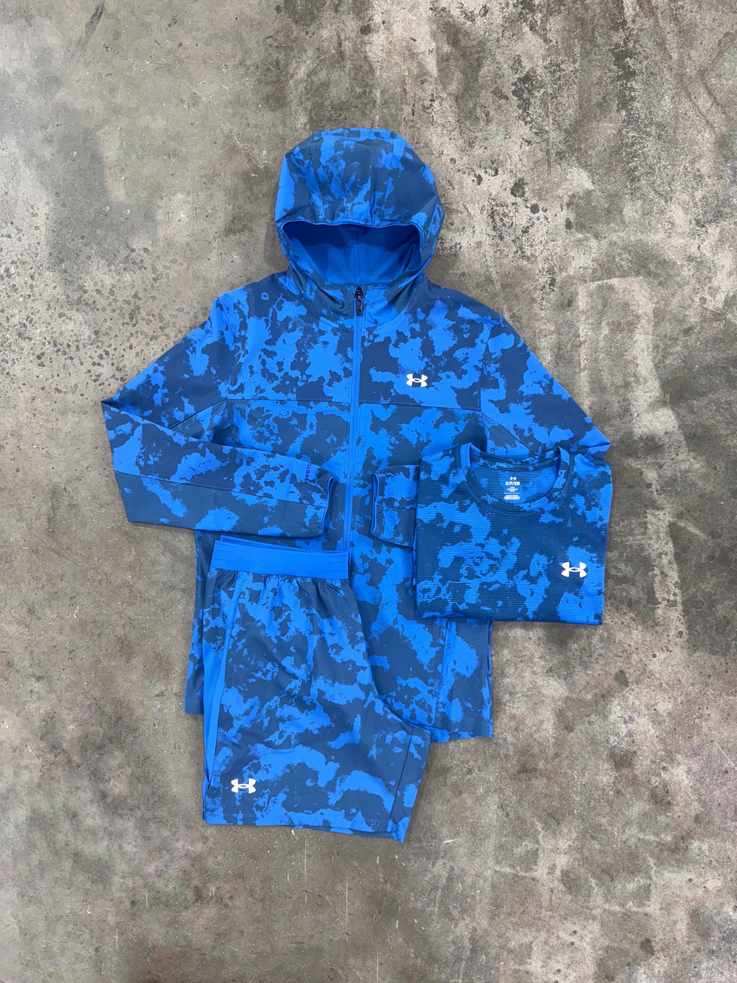 Under Armour Launch Blue Atlantis 3 Piece Set - Jacket / T Shirt / Short