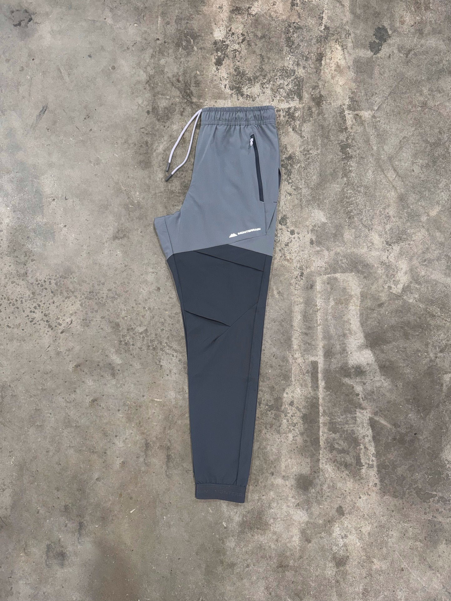 Monterrain Vault Woven Pant - Grey