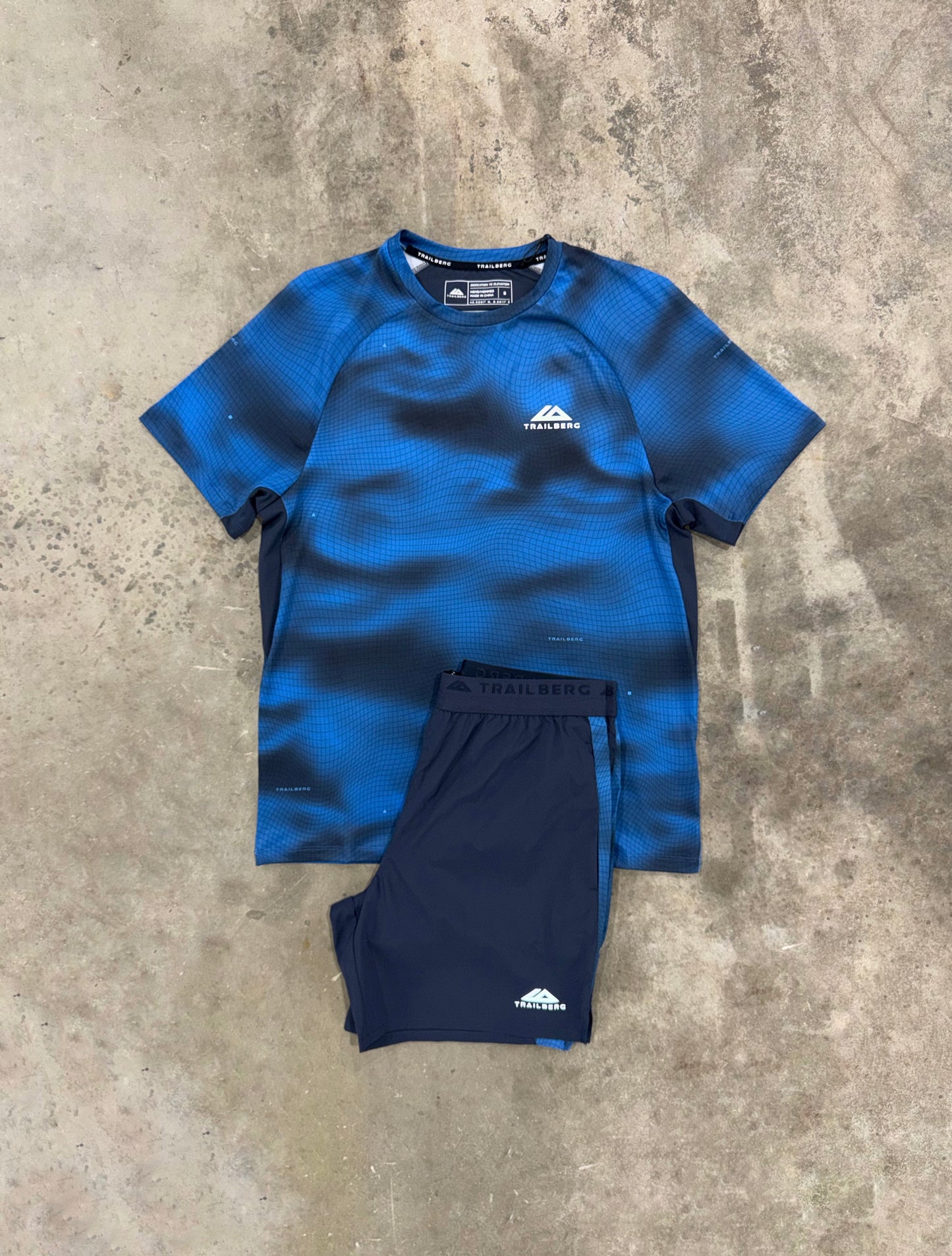 Trailberg Haze Storm Blue Set - T Shirt / Short from DripModa