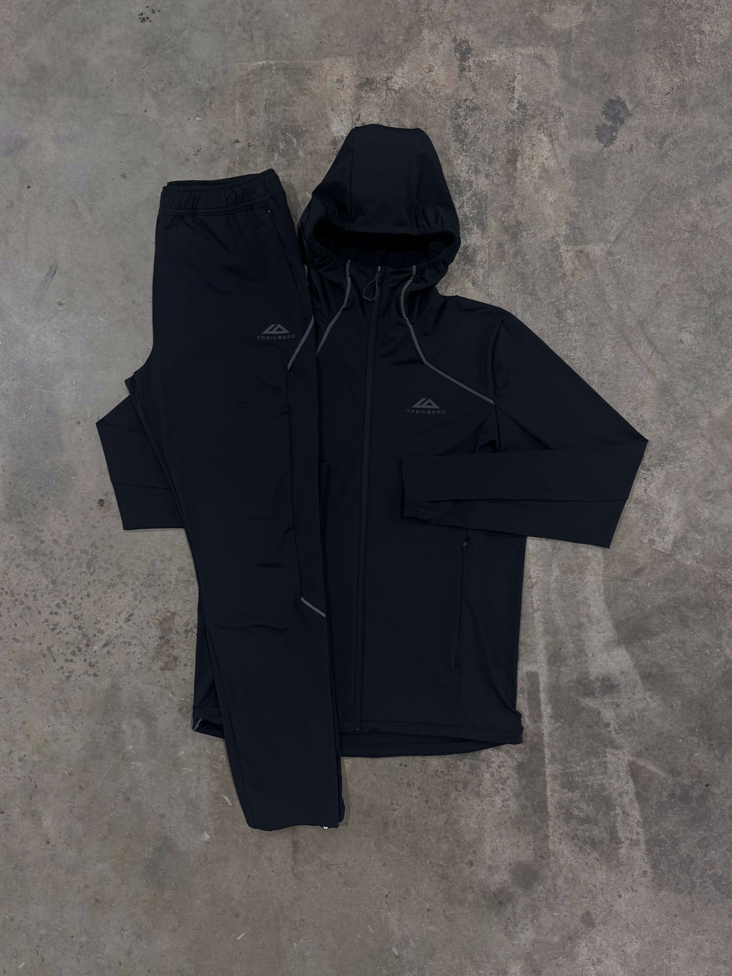 Trailberg Volta Black Tracksuit - Jacket / Pant