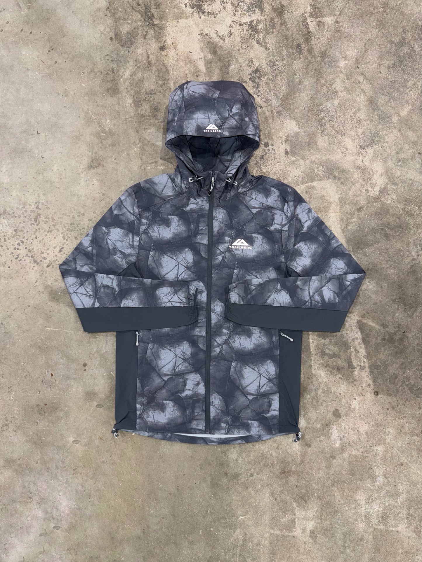 Trailberg Ice Windbreaker - Graphite Grey from DripModa