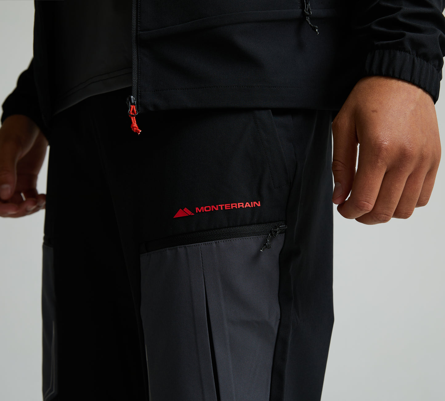 Monterrain Orbit Woven Pant - Black