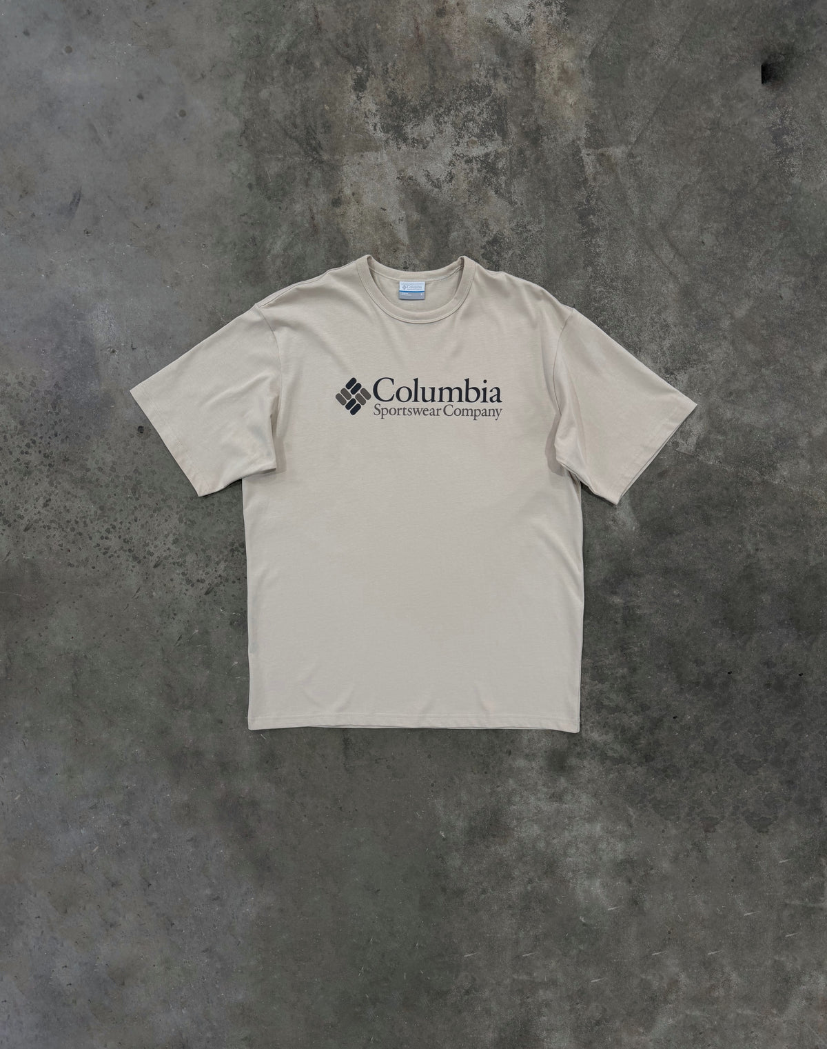 Columbia CSC Heavyweight Logo T Shirt - Dark Stone from DripModa