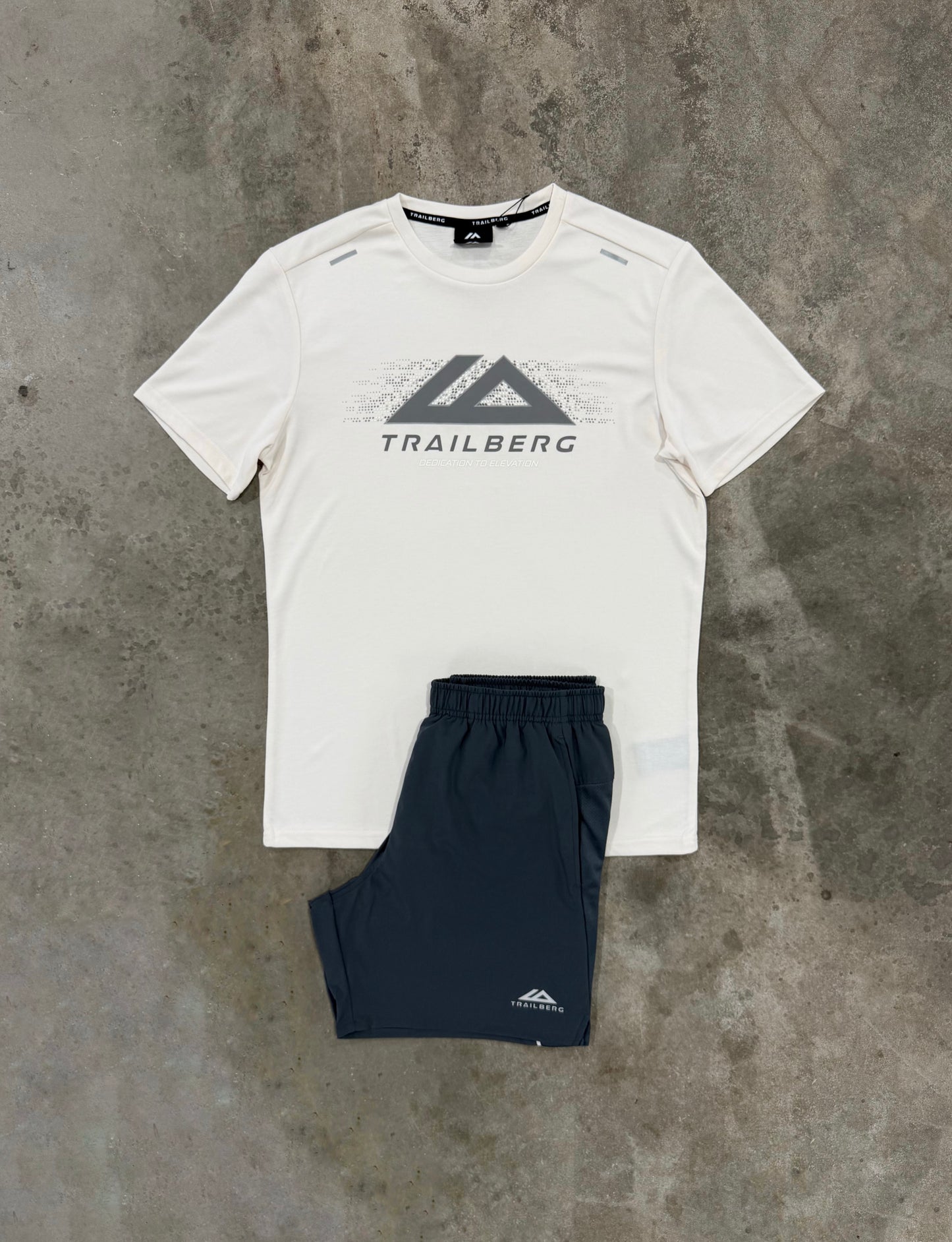 Trailberg Movement Ridge Set - T Shirt / Short