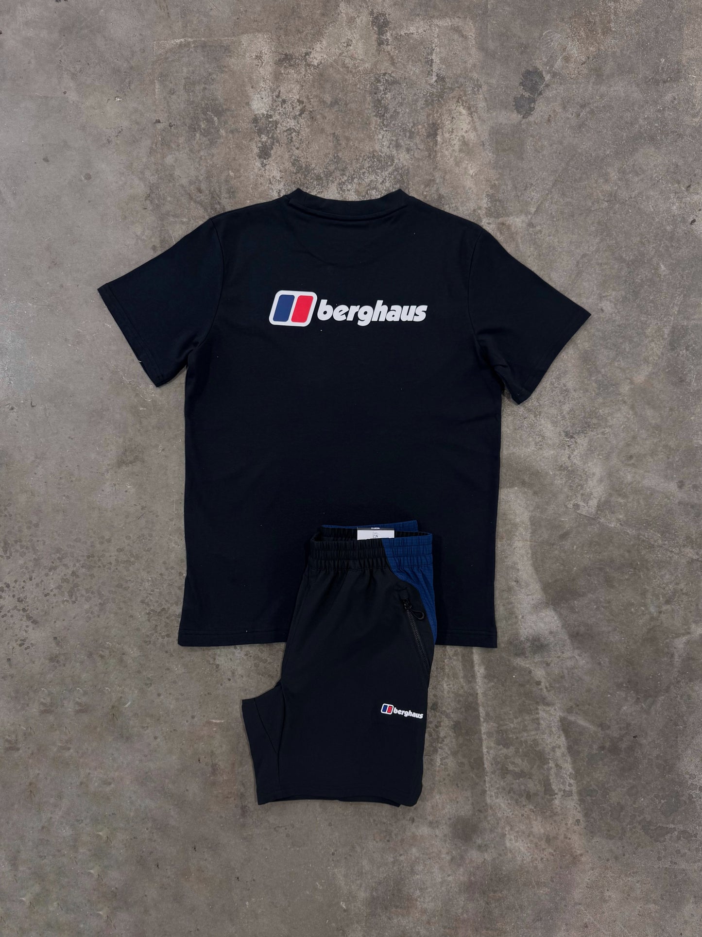 Berghaus FB Logo Black Set - T Shirt / Short