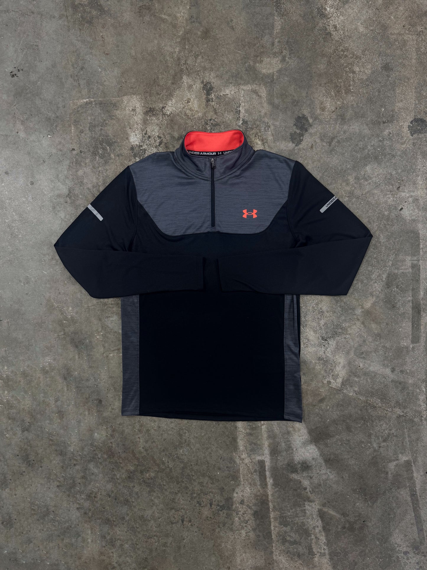 Under Armour Tech Utility Quarter Zip - Black / Red from DripModa