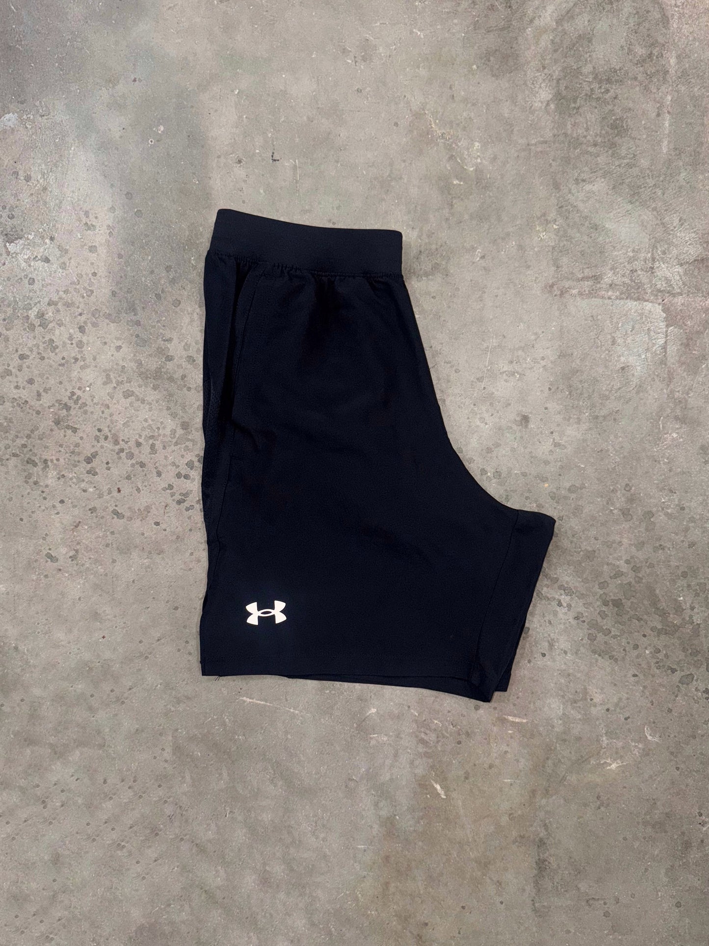 Under Armour Launch Short - Black