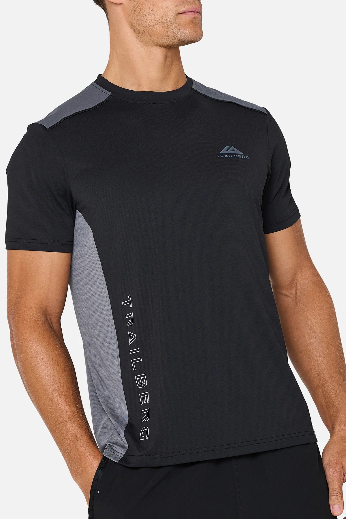 Trailberg Triathlon Ultra T Shirt - Black / Graphite Grey from DripModa