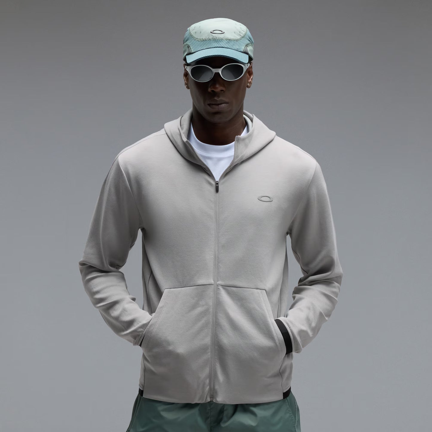 Oakley Edge Force Hoodie - Cement Grey from DripModa