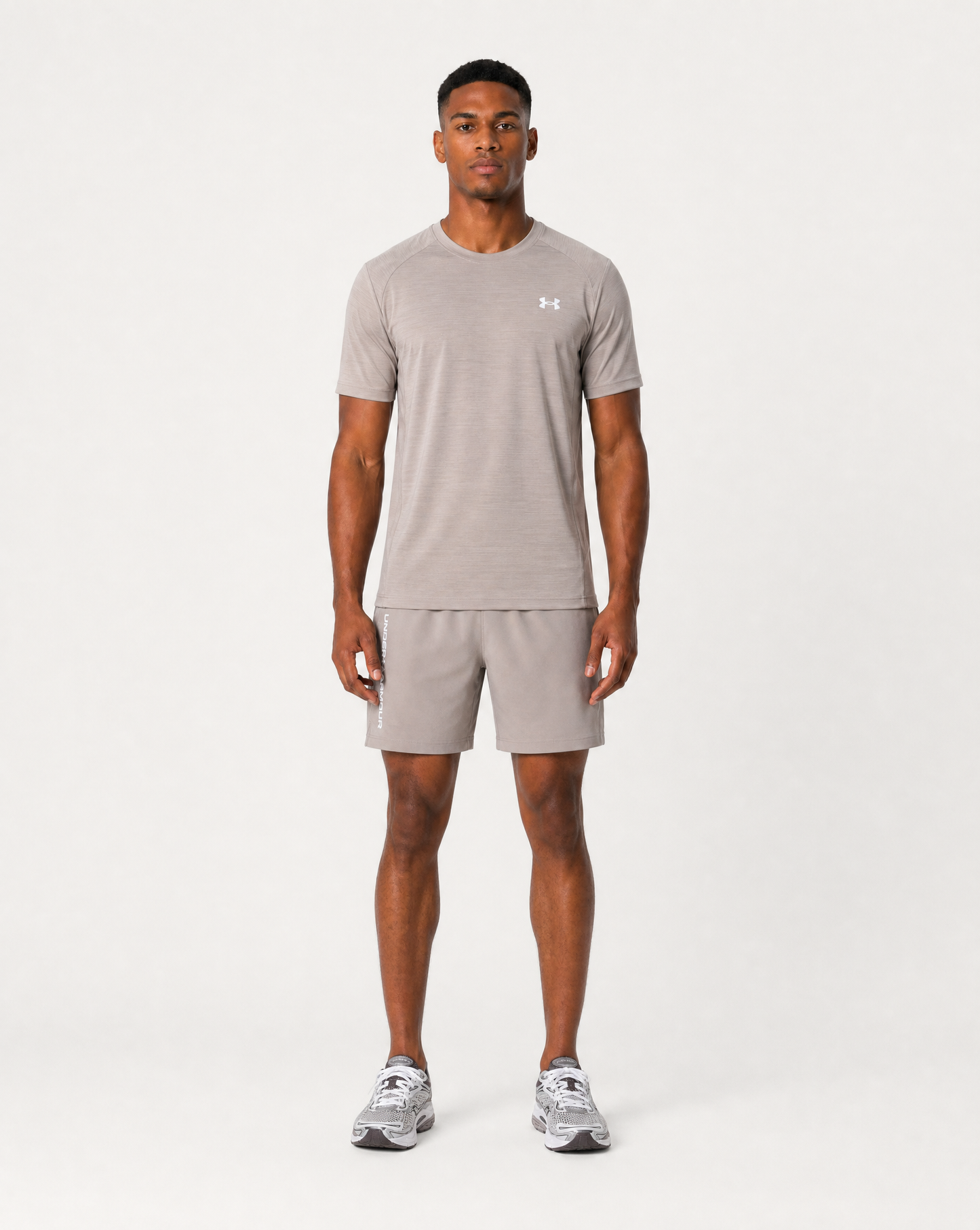 Under Armour Textured Brown Set - T Shirt / Shorts