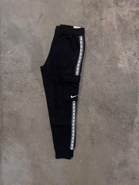 Nike Repeat Joggers  - Black