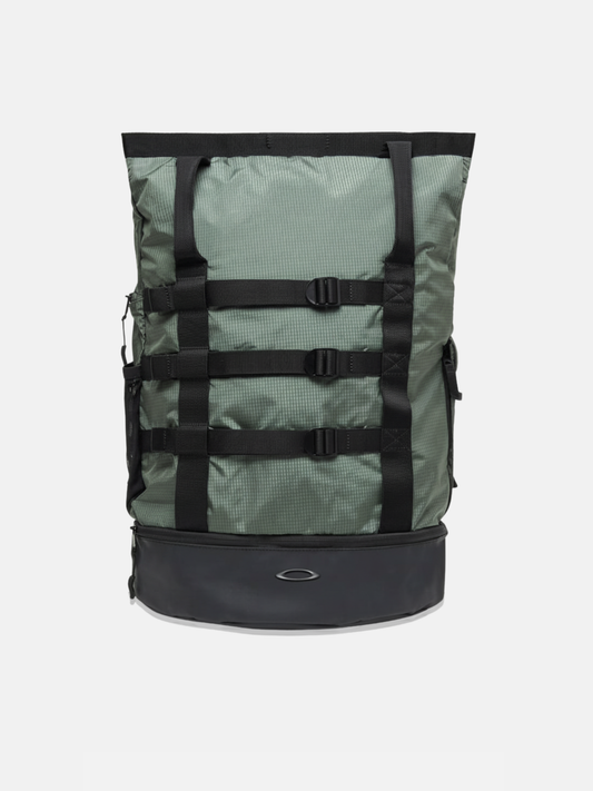 Oakley Reserve Utility Bag - Aviator Green from DripModa