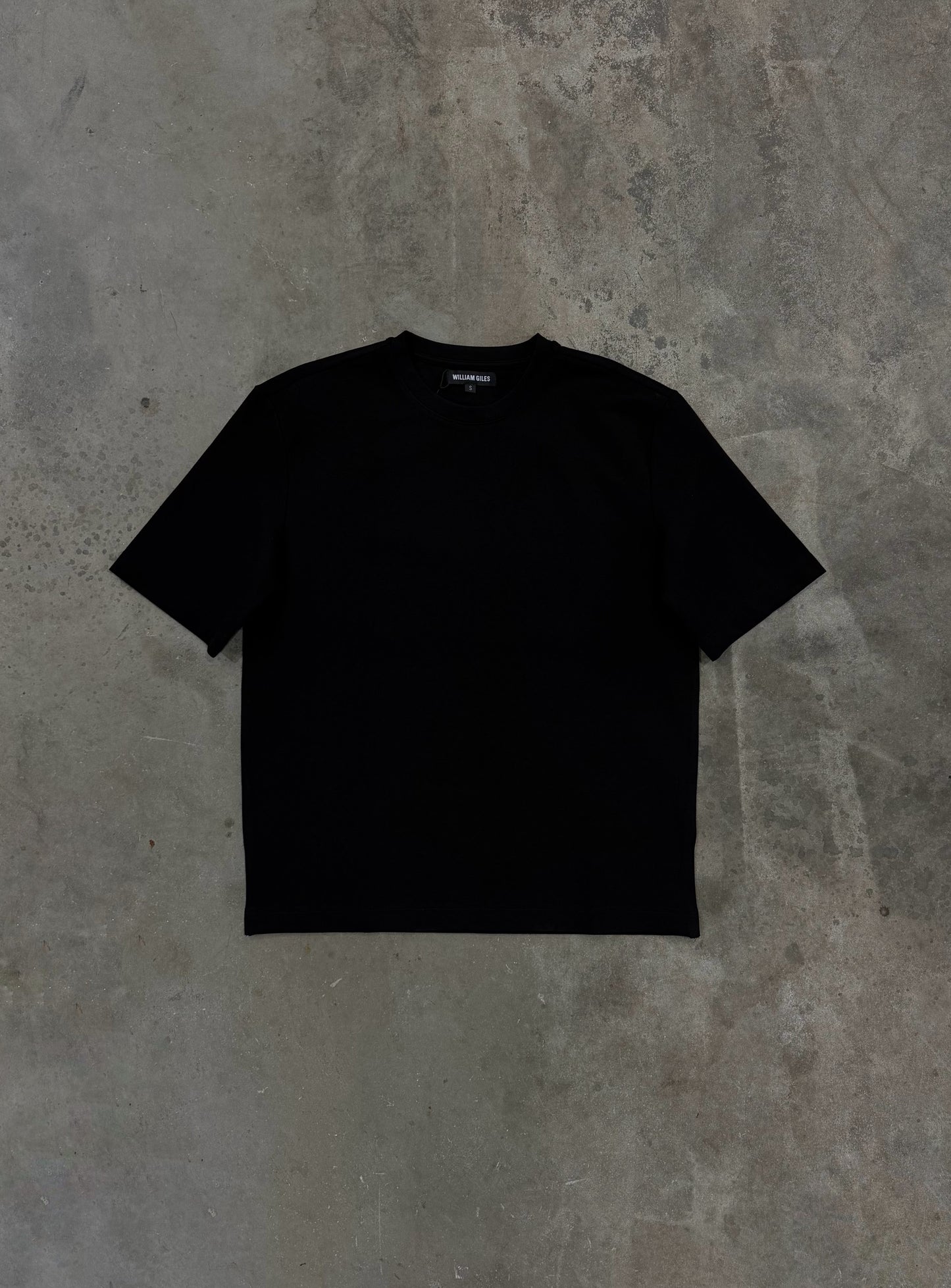 William Giles T Shirt - Black from DripModa