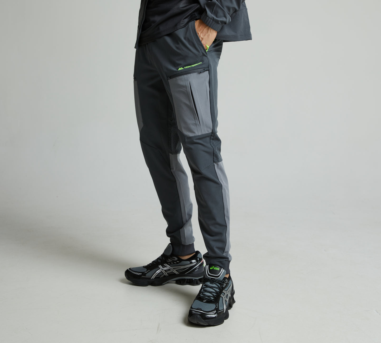 Monterrain Orbit Woven Pant - Grey
