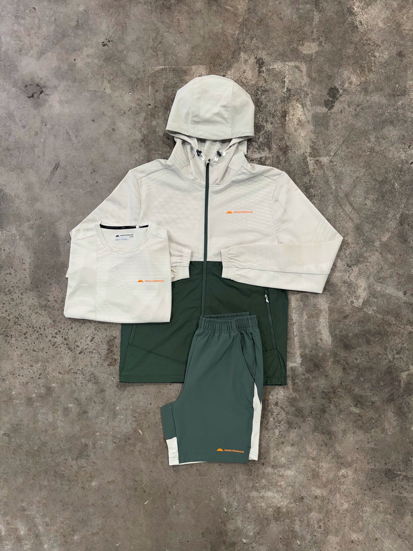 Monterrain Divide Green 3 Piece Set - Jacket / T Shirt / Short