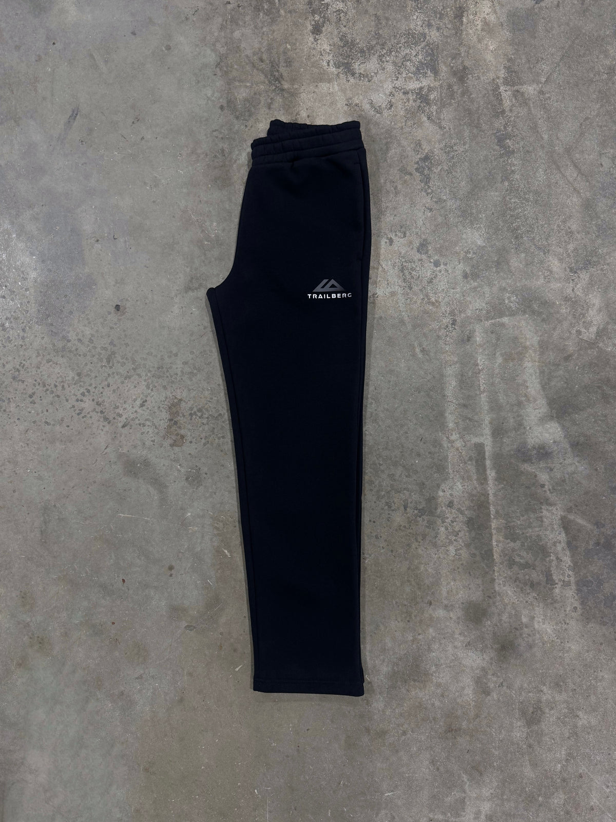 Trailberg Fraction Straight Leg Jogger - Black