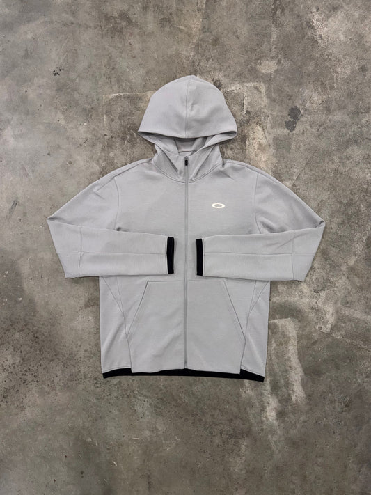 Oakley Edge Force Hoodie - Cement Grey from DripModa