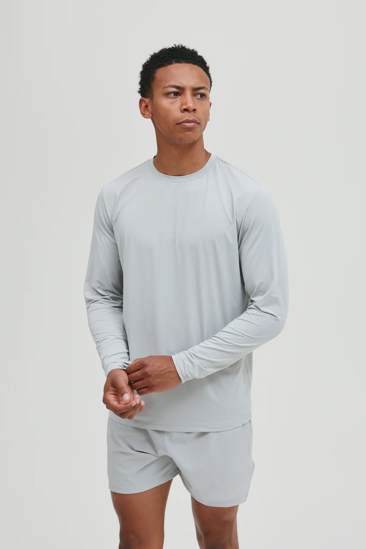 Condition Aero Light Grey Long Sleeve Set - T Shirt / Short