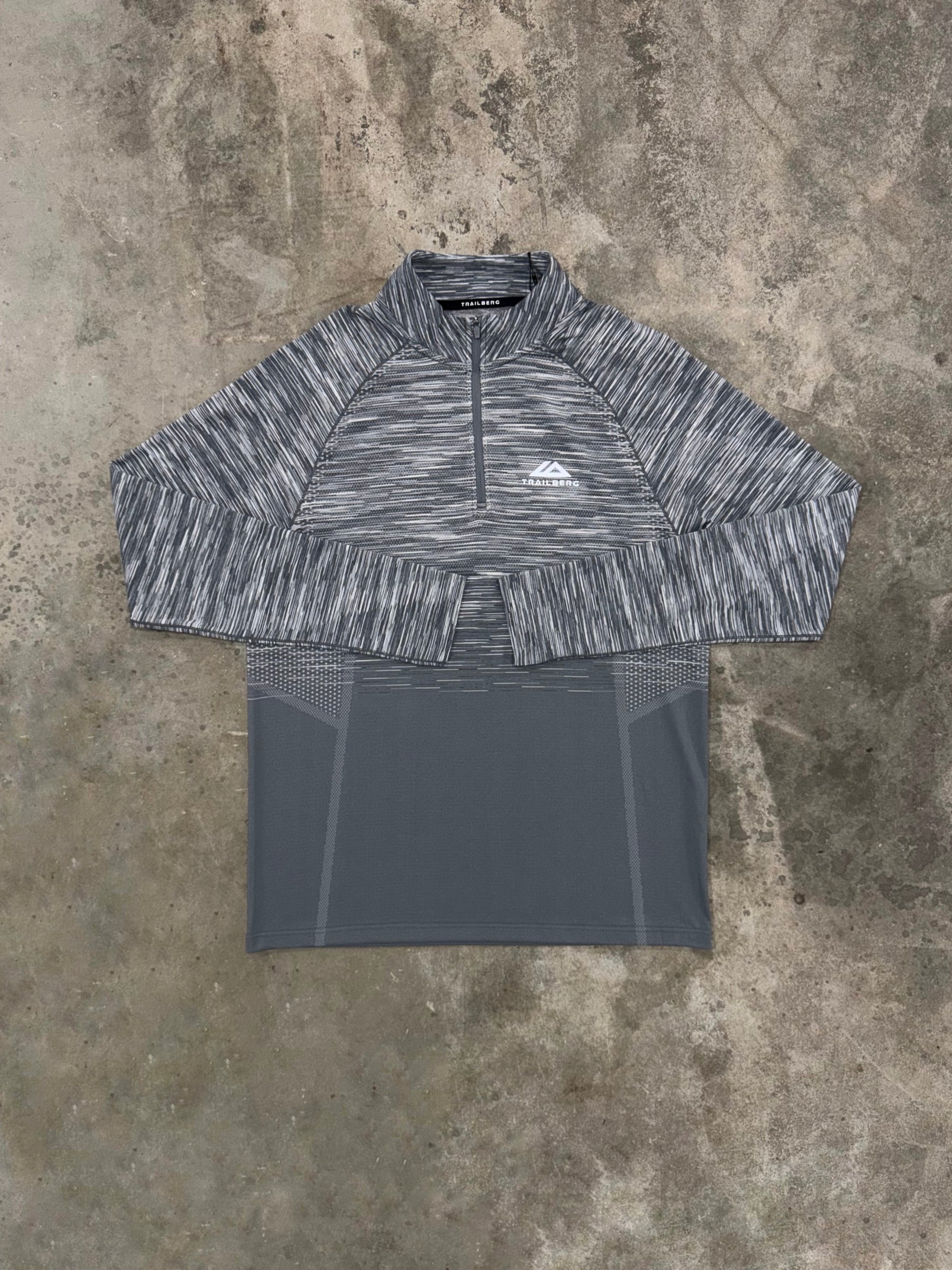 Trailberg Arc Seamless Quarter Zip - Nightfall Grey from DripModa