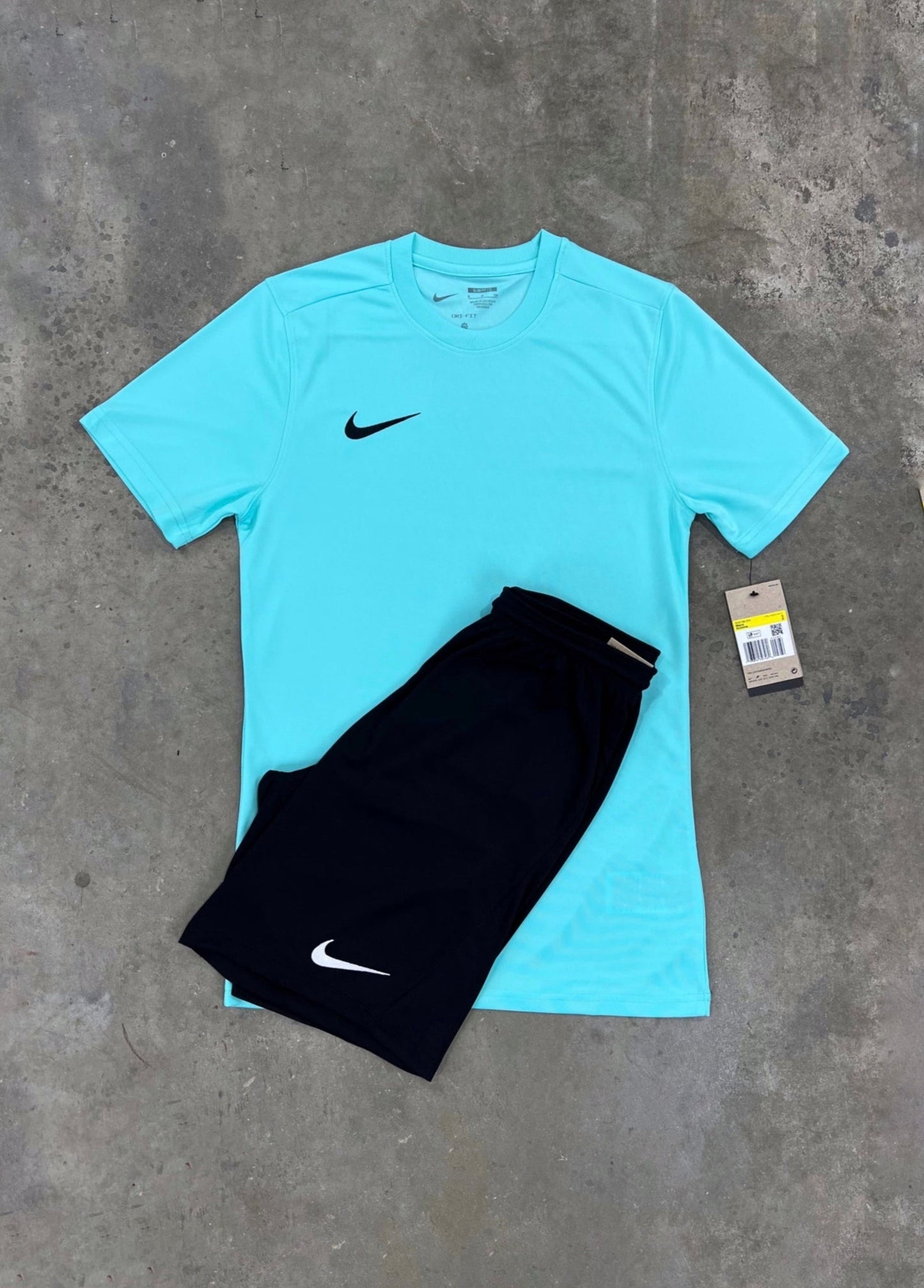 Nike Dri Fit Turquoise / Black Set - T Shirt / Shorts from DripModa