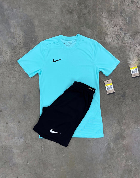 Nike Dri Fit Turquoise / Black Set - T Shirt / Shorts