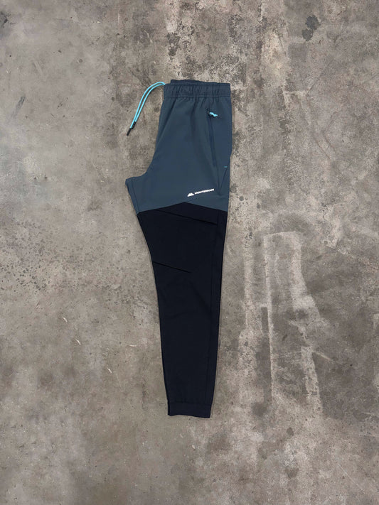 Monterrain Vault Woven Pant - Slate / Ipanema