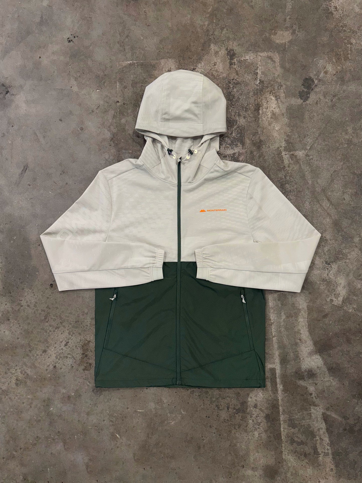 Monterrain Divide Windrunner - Stone / Escape Green from DripModa