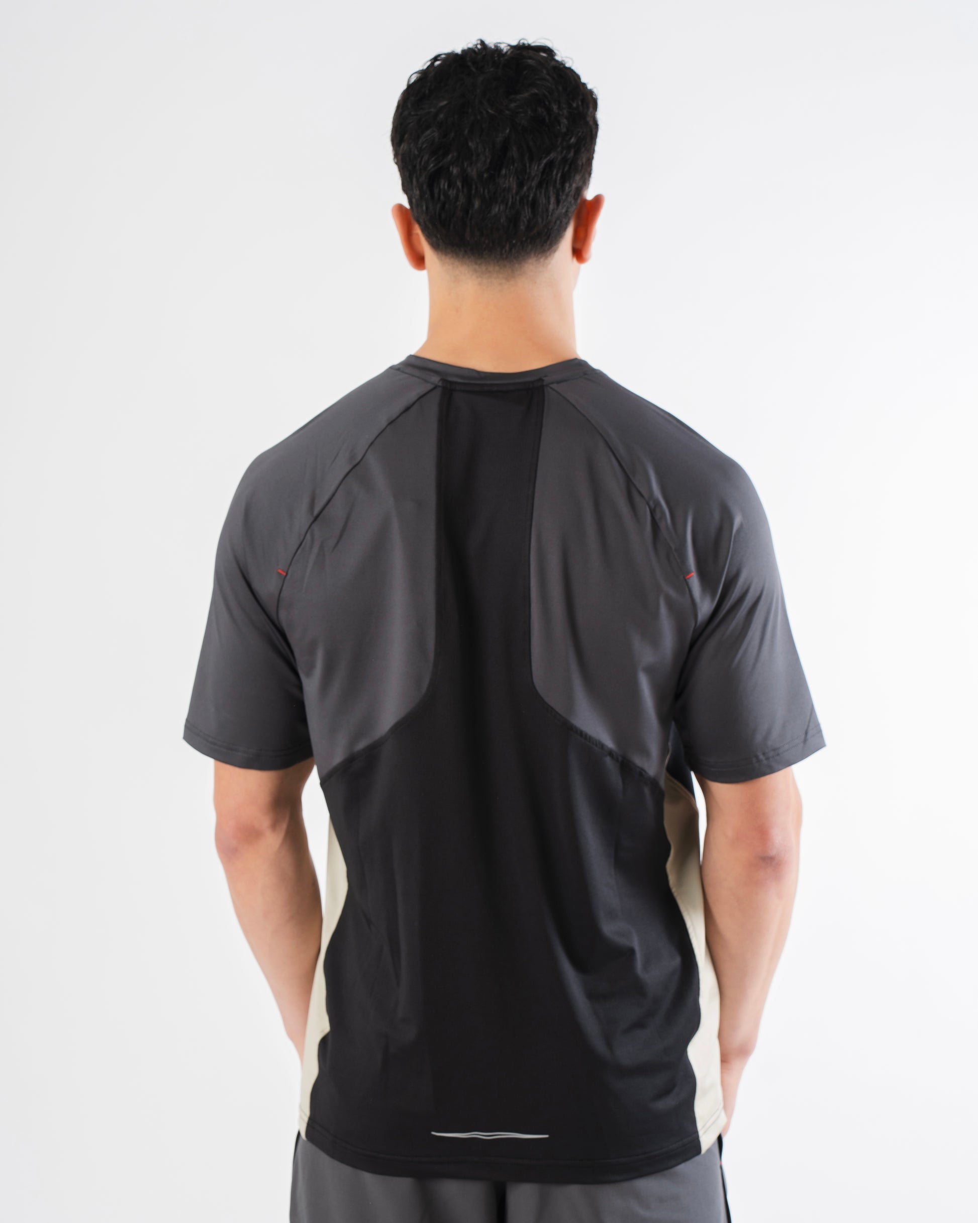 Monterrain Vault Woven T Shirt - Black / Fossil from Dripmoda