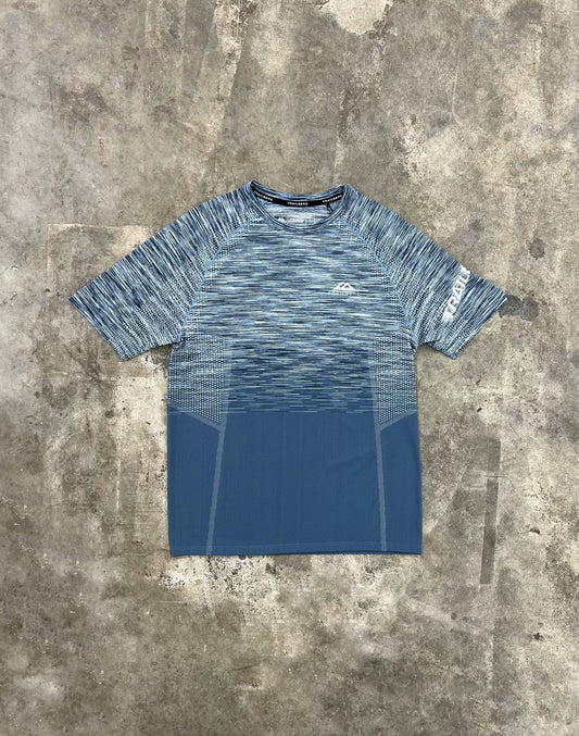 Trailberg Arc Seamless T Shirt - Breeze from DripModa