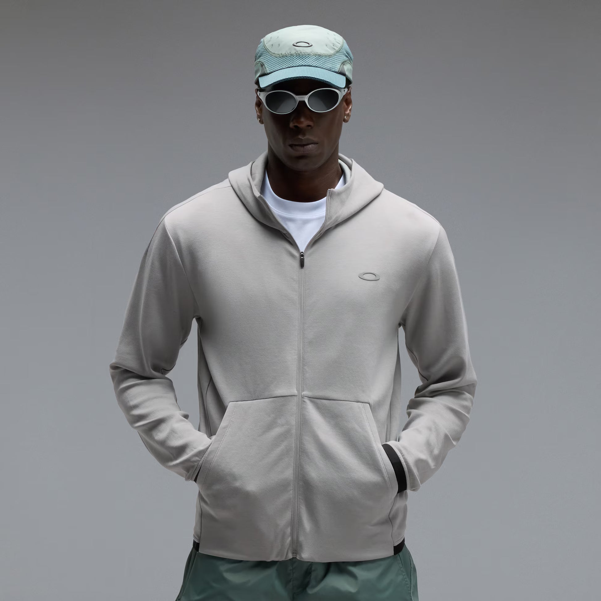 Oakley Edge Force Hoodie - Cement Grey from DripModa
