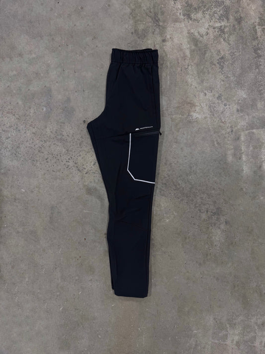 Monterrain Ramble 3.0 Woven Pant - Black from DripModa
