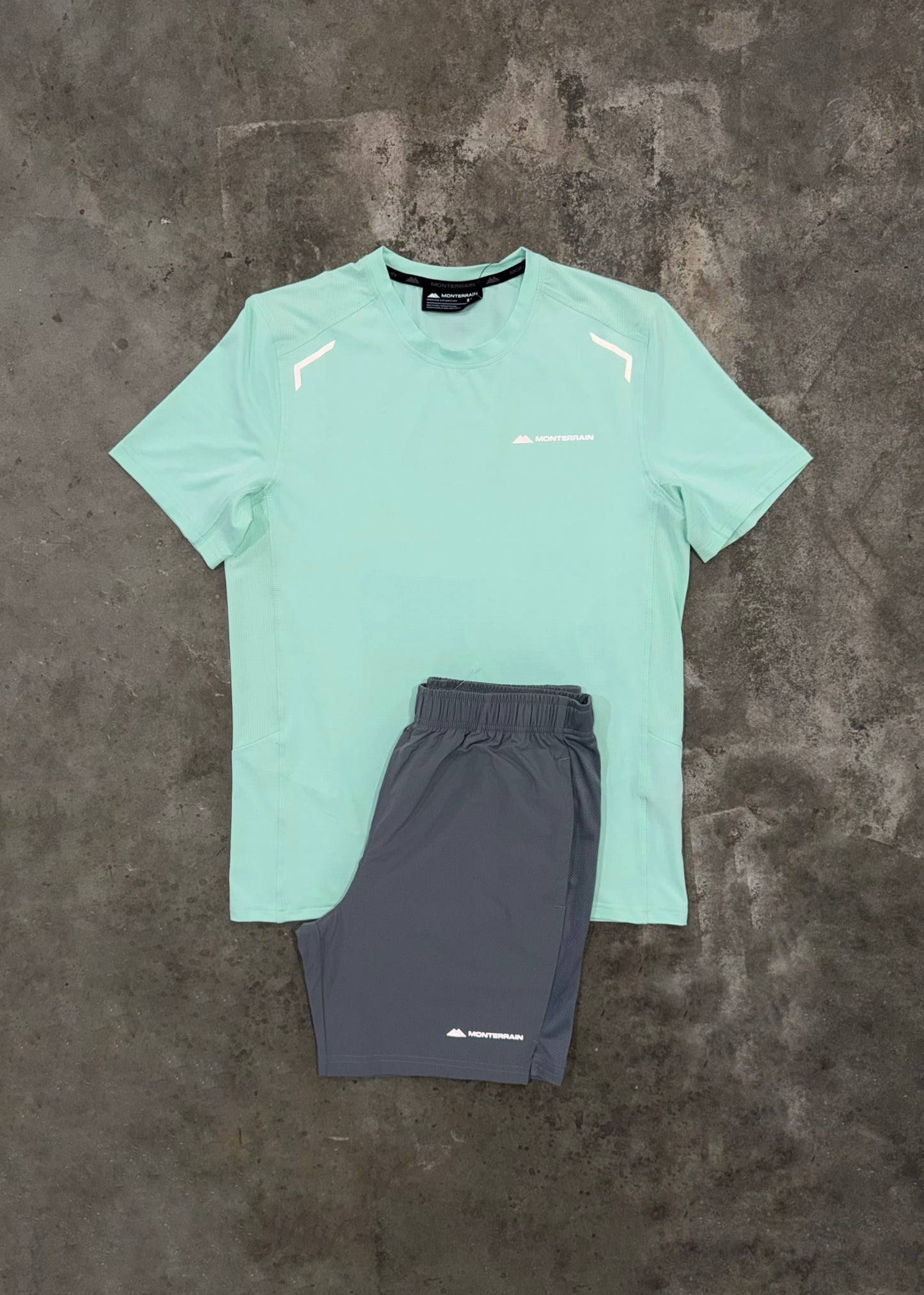 Monterrain Lyder Steam Green Set - T Shirt / Short from DripModa